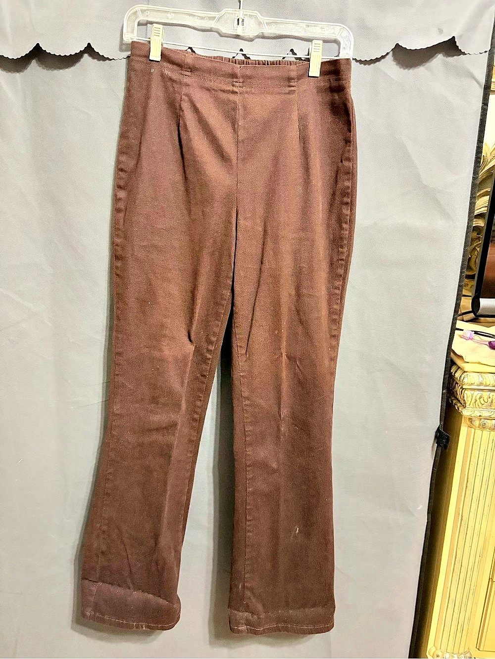 White Stag Straight Leg Pants in Brown Size Medium